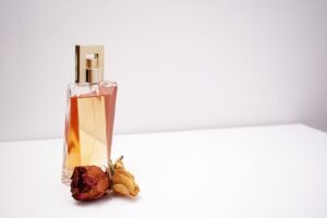 parfumuri, parfumuri de caini, parfum