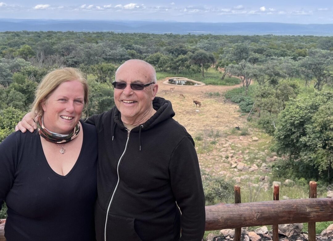 Annie și Roy Marriot.