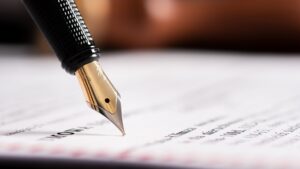 Stilou cu care se semneaza lege