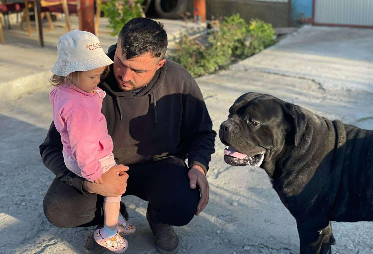 Stefan si cainele cane corso