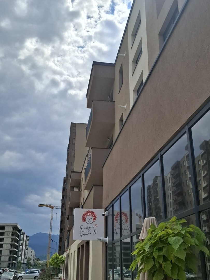 57ec3fa5-089a-4c8a-ae53-35a01270d978