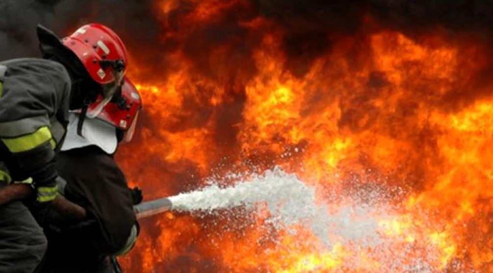 pompierii sting incendiul