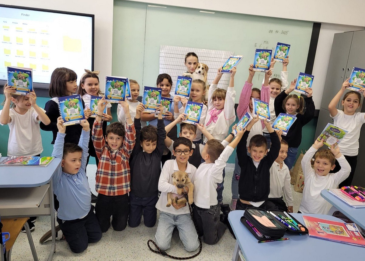 elevii au primit vizita cateilor de la ASPA