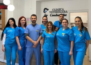 Echipa de medici veterinari Dr. Condurache