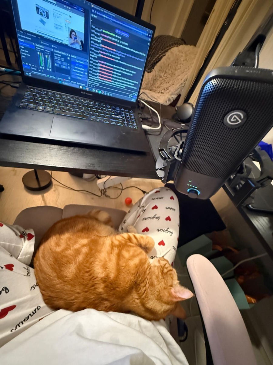 WhatsApp Image 2025-11-18 at 16.05.05 (1)