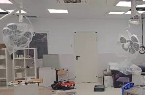 Spitalul veterinar social Sache, sala de chirurgie este aproape gata