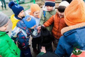 lectie-de-bunatate-la-varste-mici