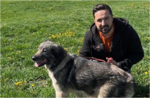 tudor tim ionescu si un caine