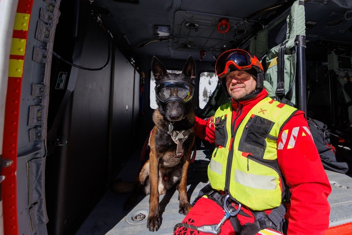 651220354_1323449093141862_7885372599135903403_n