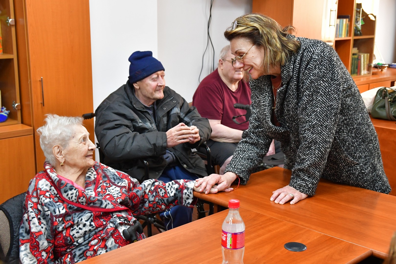 Carmen Tanase vizita caini Centrul Floare Rosie